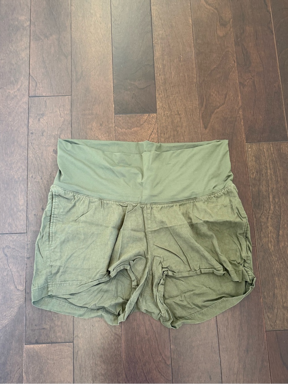Old Navy Maternity Shorts